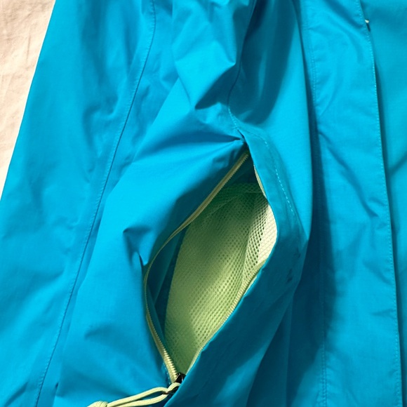 North face women’s small rain Jacket - Picture 5 of 7